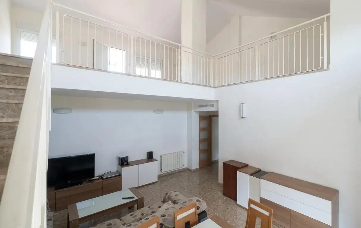 Sala d'estar de Dúplex en venda en Tavernes de la Valldigna amb Calefacció