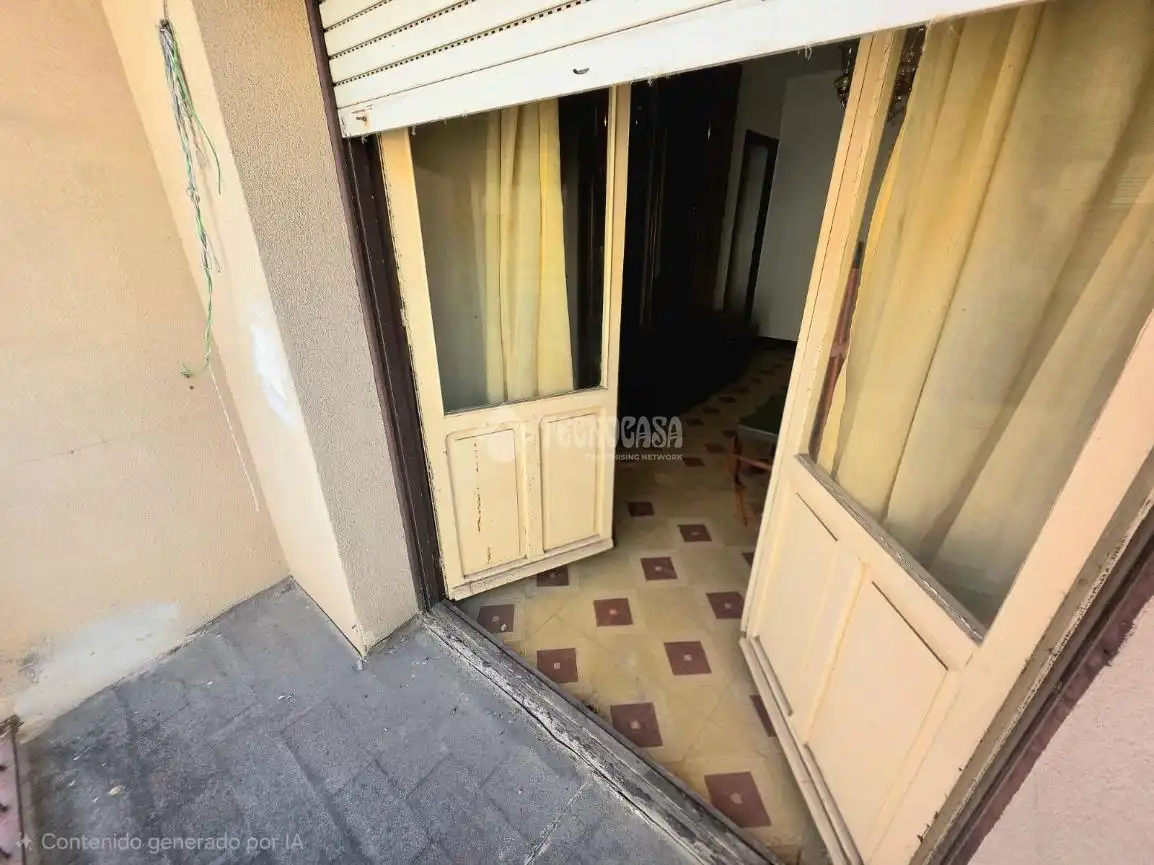 Terraza de Piso en venta en Santa Coloma de Gramenet con Balcón
