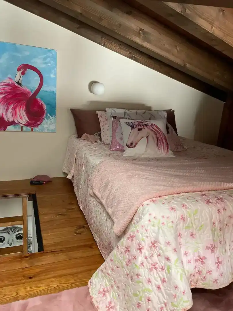 Dormitori de Casa o xalet en venda en Roales amb Aire condicionat, Parquet i Moblat
