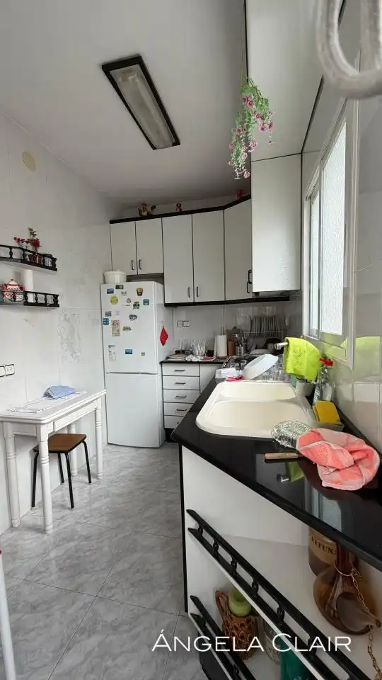 Kitchen of Flat for sale in Barcelona  with Terrace and Balcony