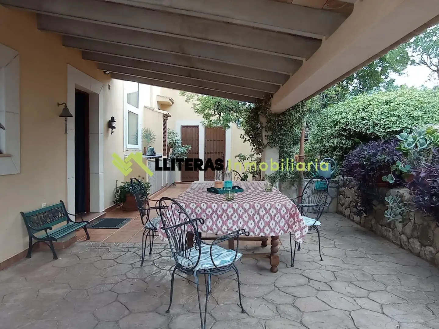 Country homes for sale in Selva