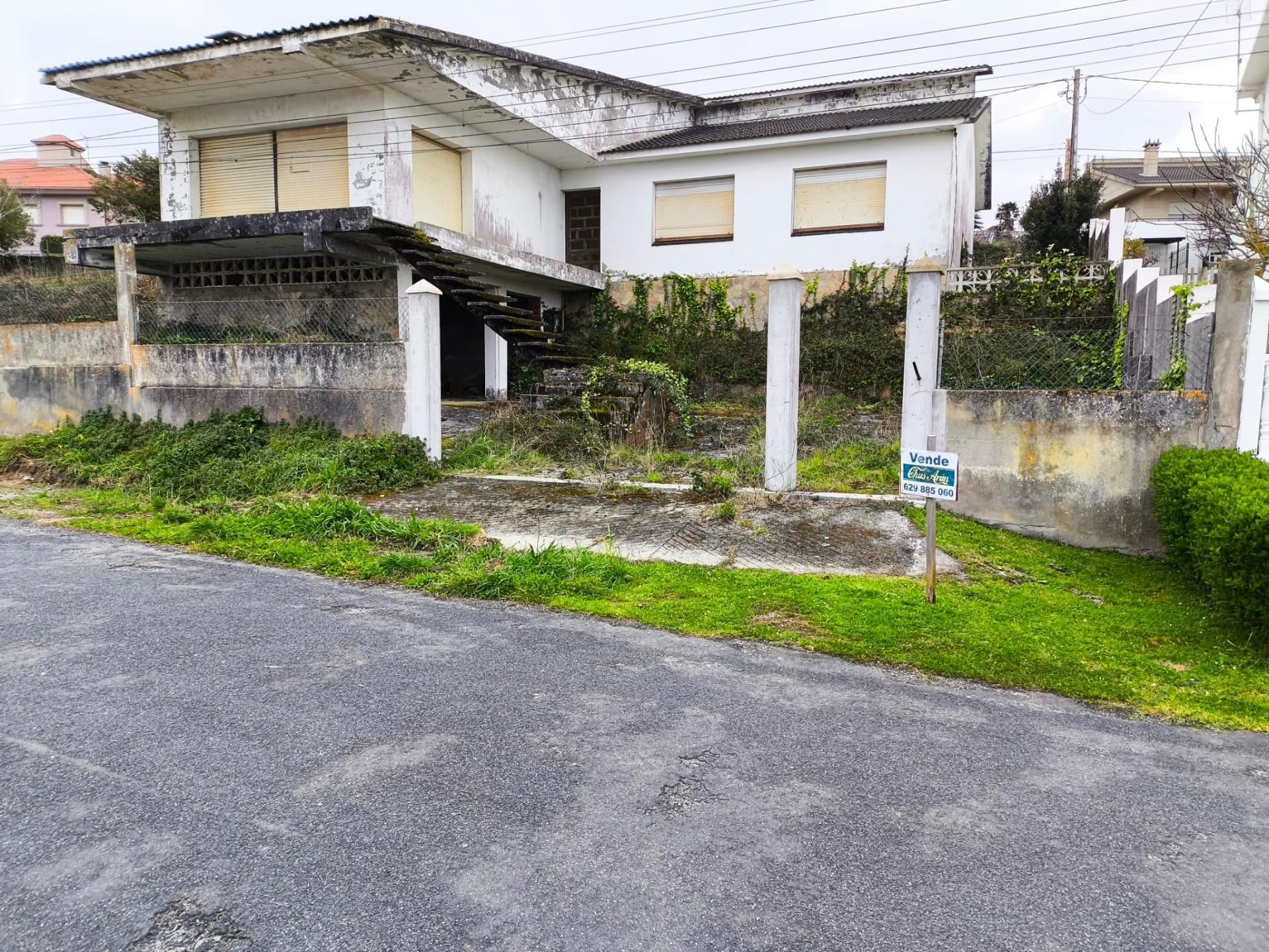 Finca rústica en venda en Malpica de Bergantiños amb Jardí privat, Terrassa i Balcó