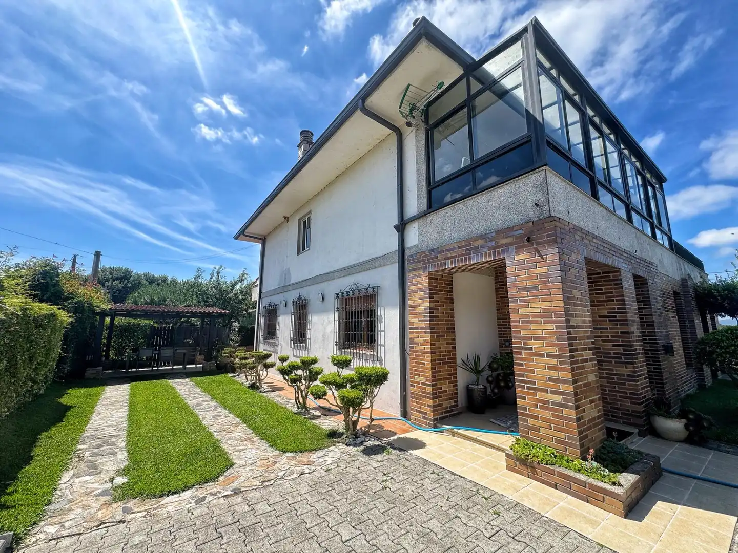 Exterior view of Houses for sale in Lalín  with Heating, Private garden and Terrace