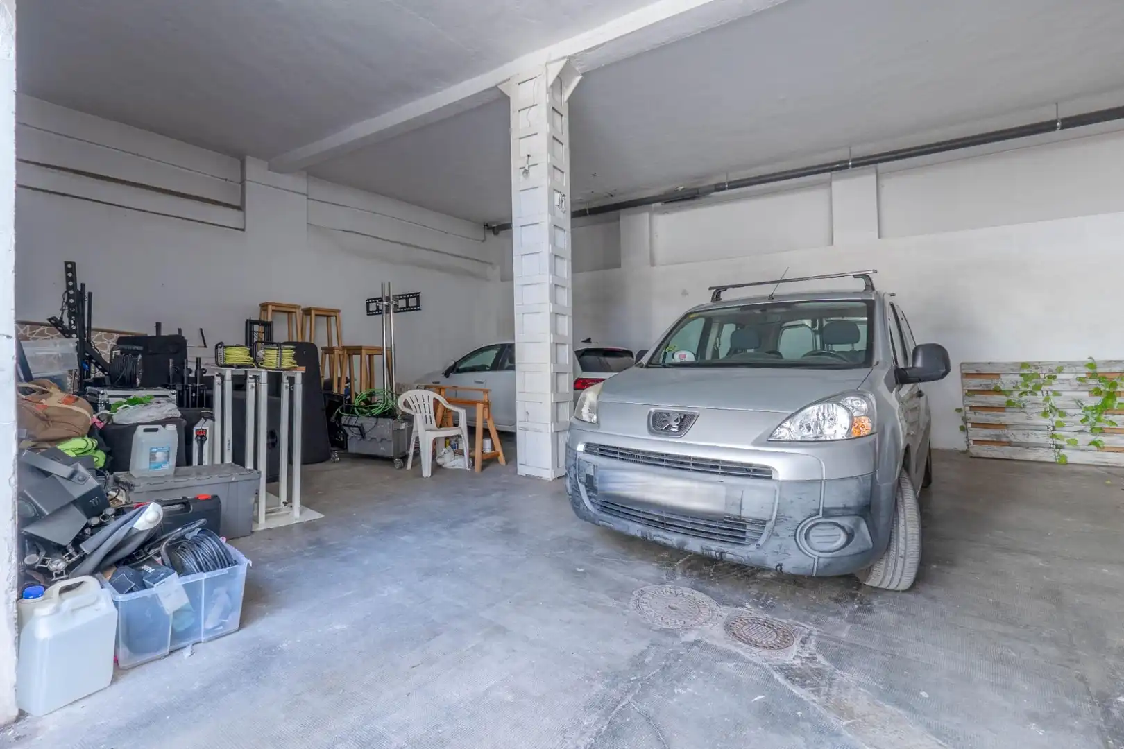 Parkplatz von Wohnung zum Verkauf in Granada