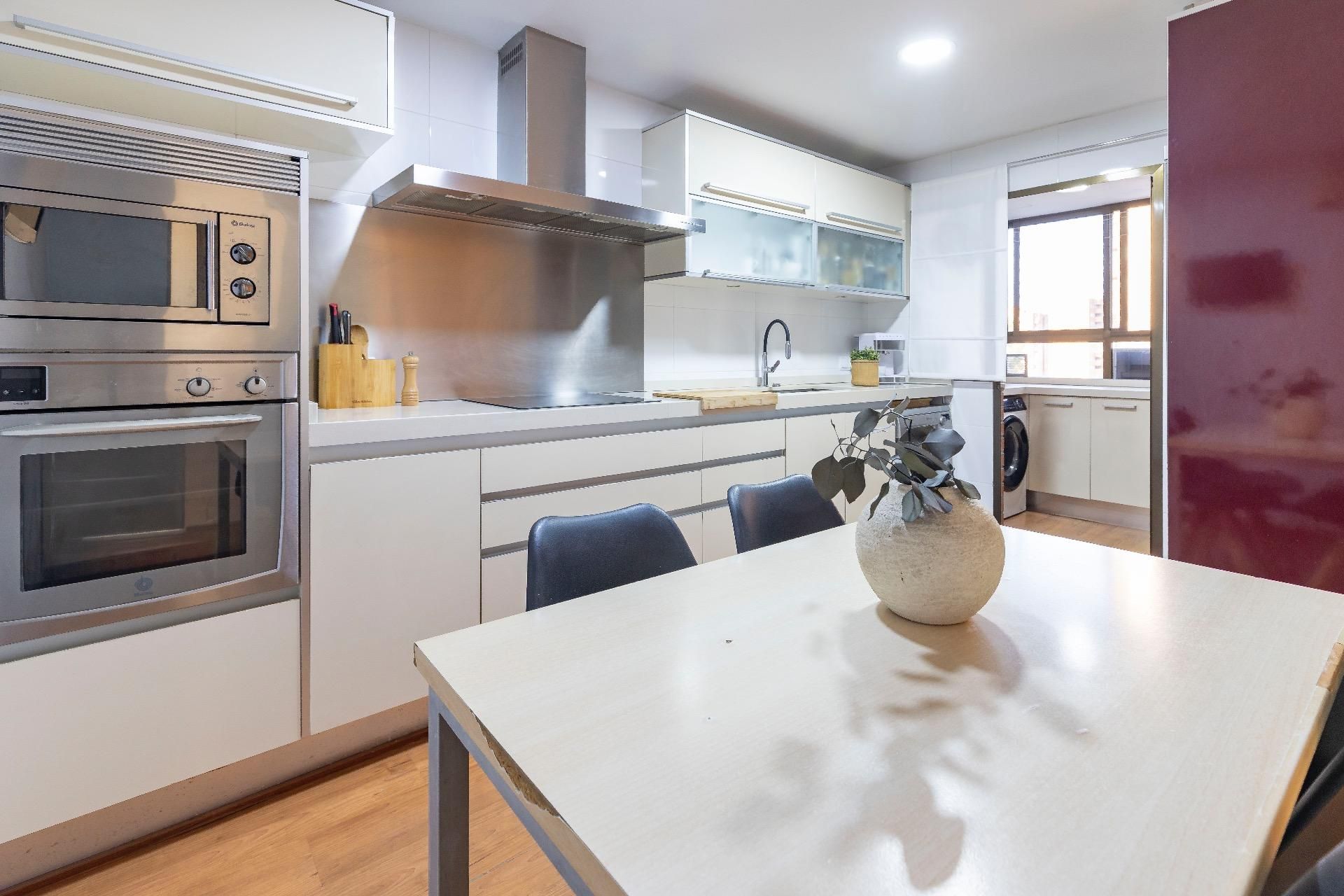 Kitchen of Flat for sale in Paterna  with Air Conditioner, Heating and Private garden