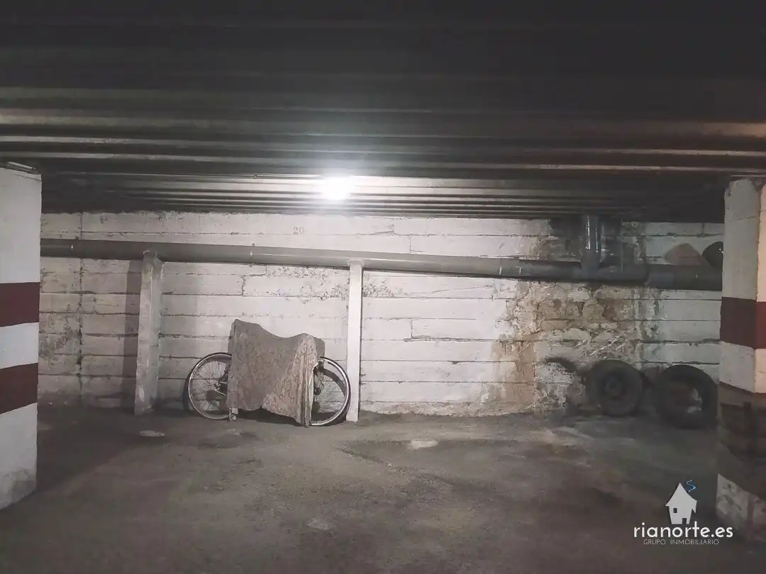 Parcheggio in vendita a La Felguera, imagen 2