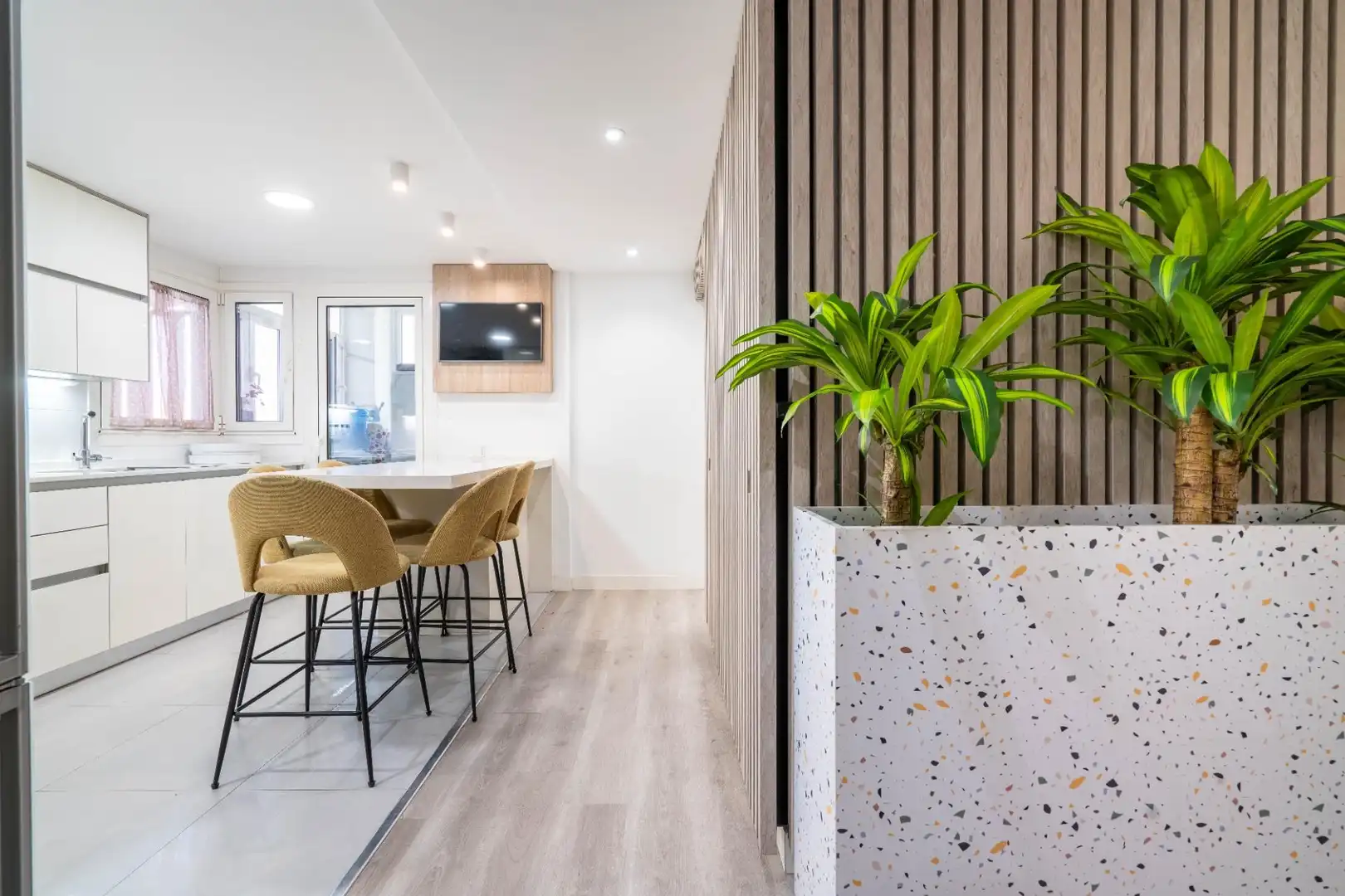 Piso en venta en Almería con Aire acondicionado, Calefacción y Jardín privado