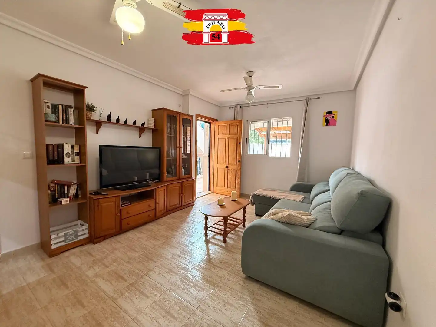 Sala de estar de Planta baja en venta en Pilar de la Horadada con Aire acondicionado, Jardín privado y Trastero