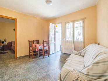 Appartamento con balcone in vendita a Montserrat