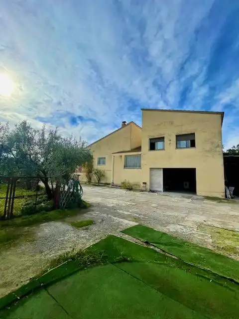 Vista exterior de Finca rústica en venda en Sant Martí Sarroca amb Calefacció, Terrassa i Traster