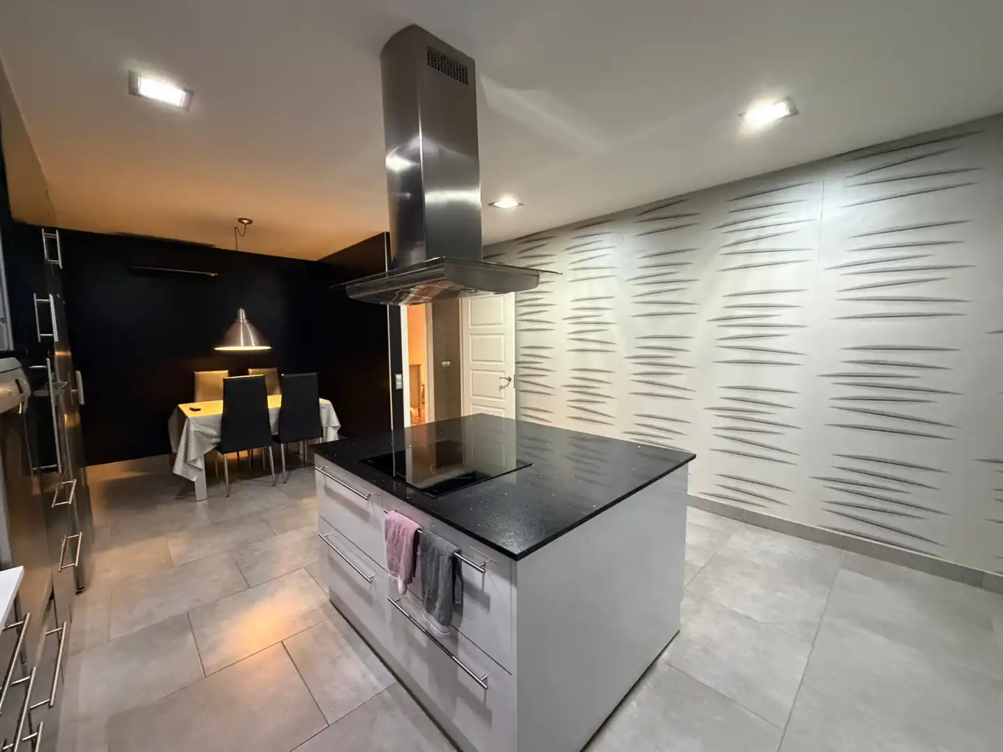Kitchen of Houses for sale in Albesa  with Air Conditioner, Heating and Parquet flooring
