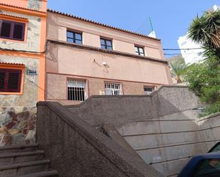 Vista exterior de Casa o xalet en venda en Las Palmas de Gran Canaria amb Terrassa