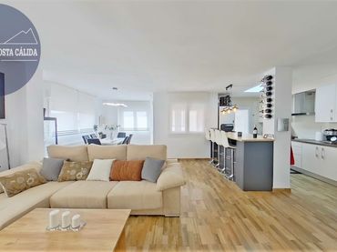 Appartamento con balcone in vendita a Calle Doctor Luis Prieto 29