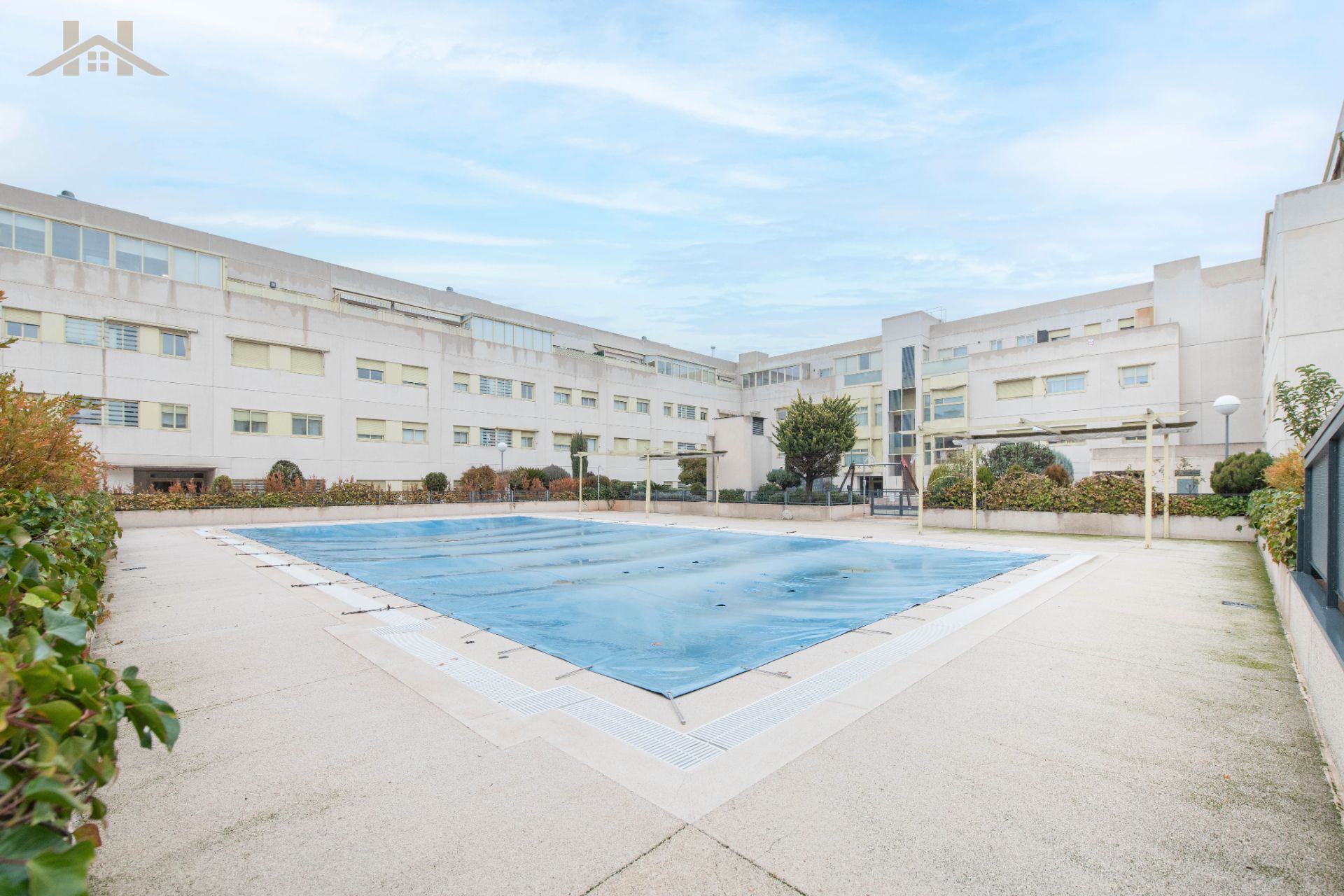 Swimming pool of Flat for sale in Pinto  with Air Conditioner, Storage room and Furnished