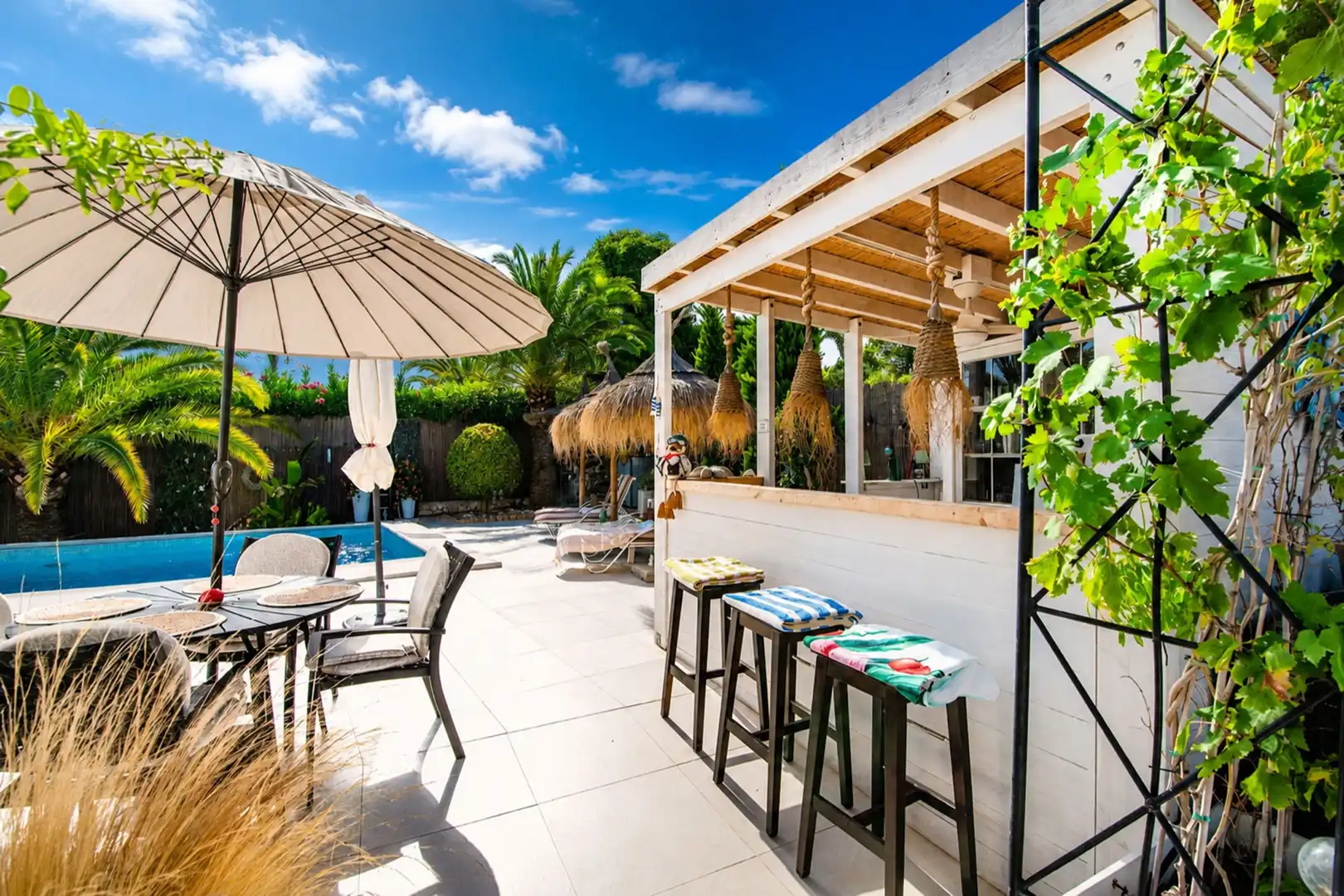 Casa con piscina en venta en Cala Advocat - Baladrar, imagen 33