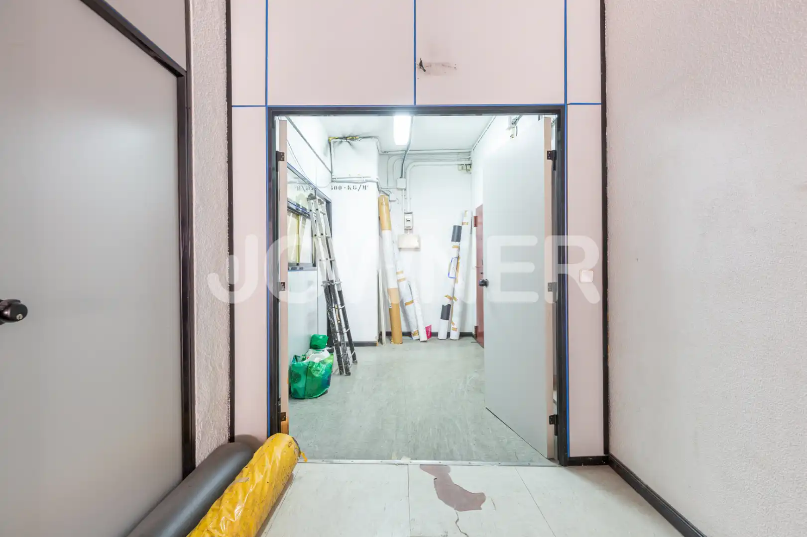 Office for sale in Madrid