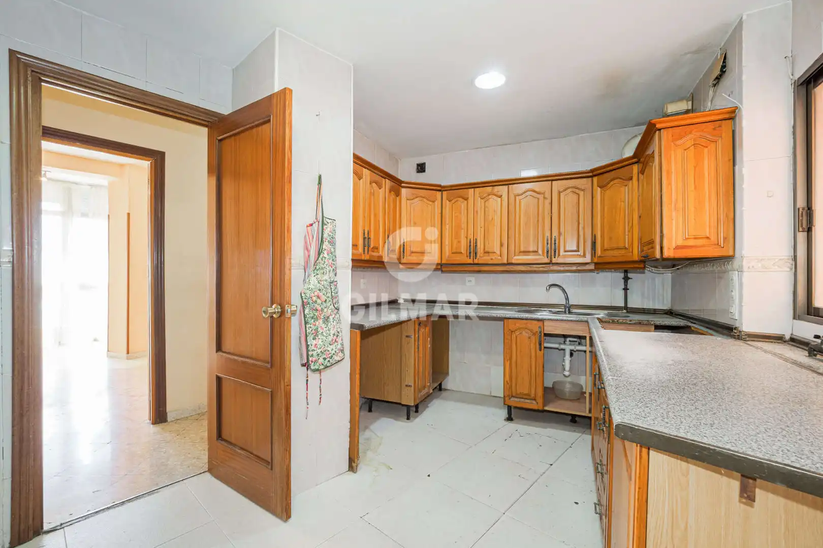 Cocina de Piso en venta en Sevilla con Calefacción y Jardín privado