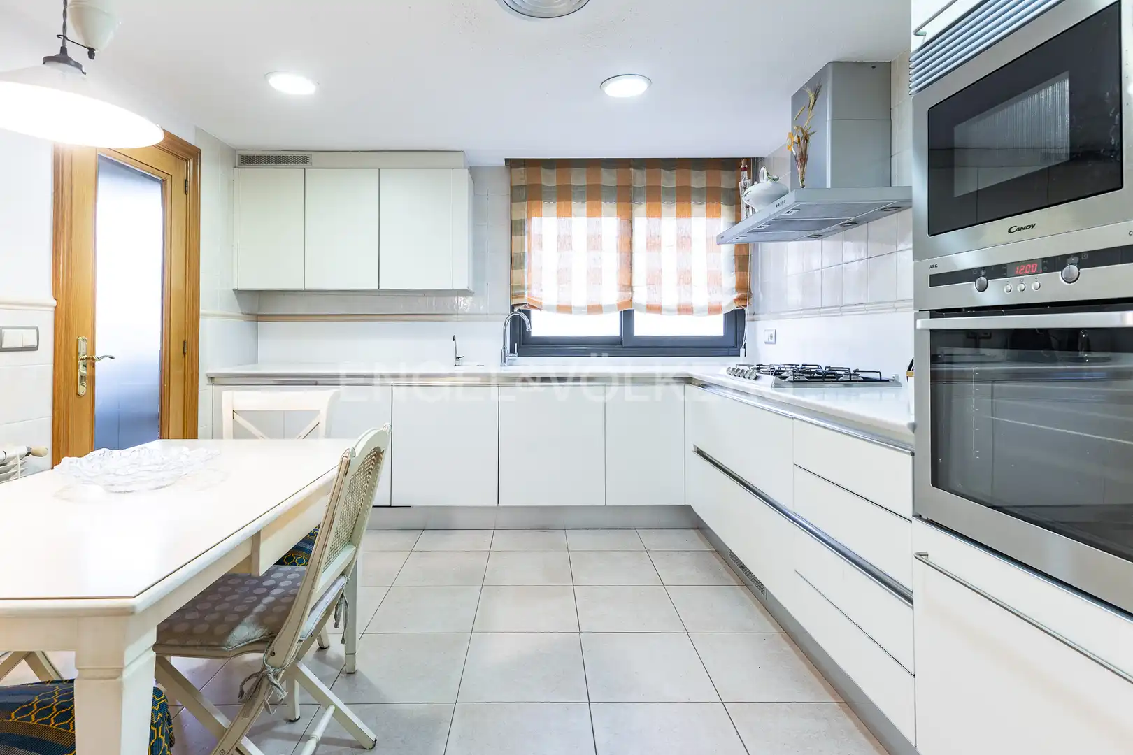 Cocina de Dúplex en venta en Arenys de Mar con Aire acondicionado, Calefacción y Parquet