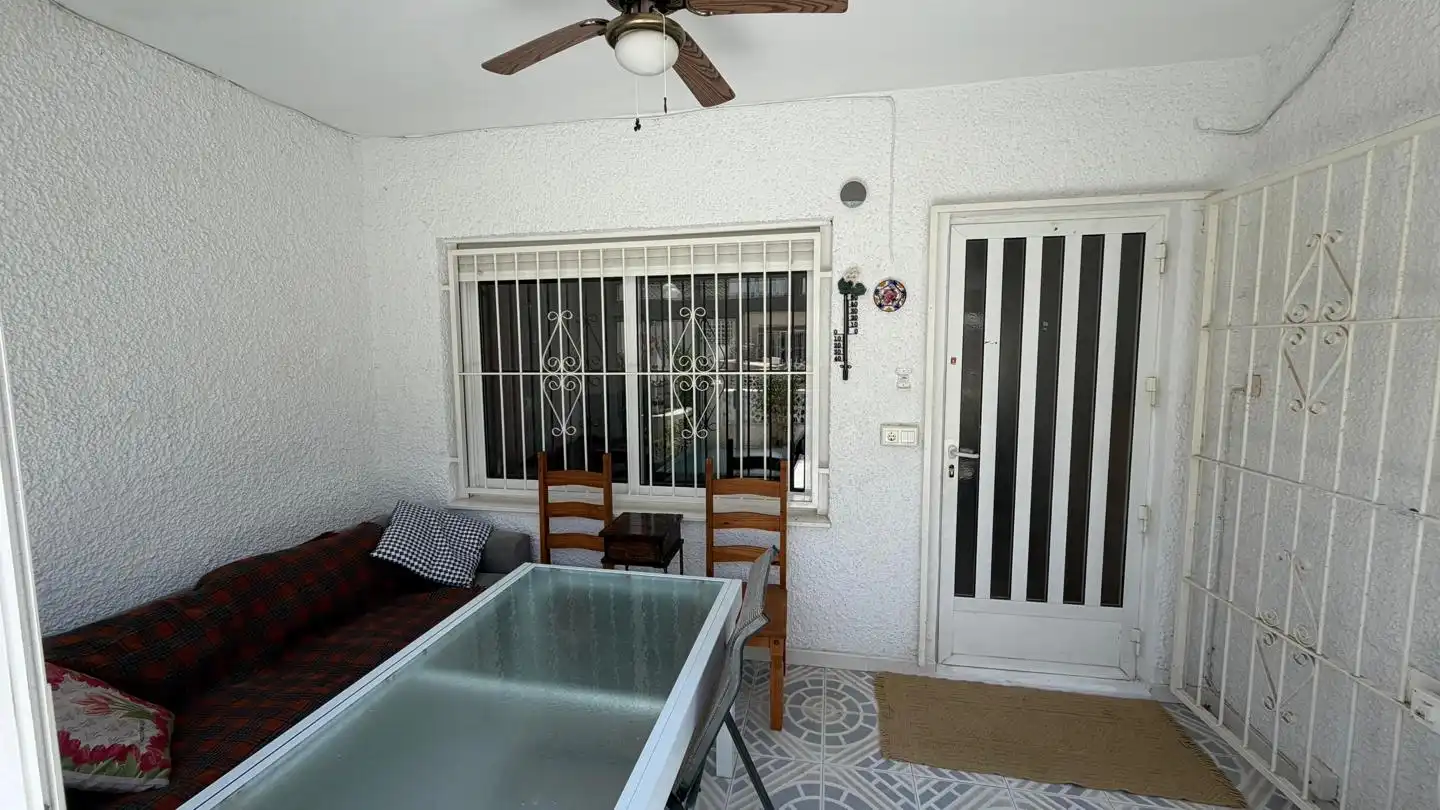 Dúplex en venta en Torrevieja con Aire acondicionado, Jardín privado y Terraza