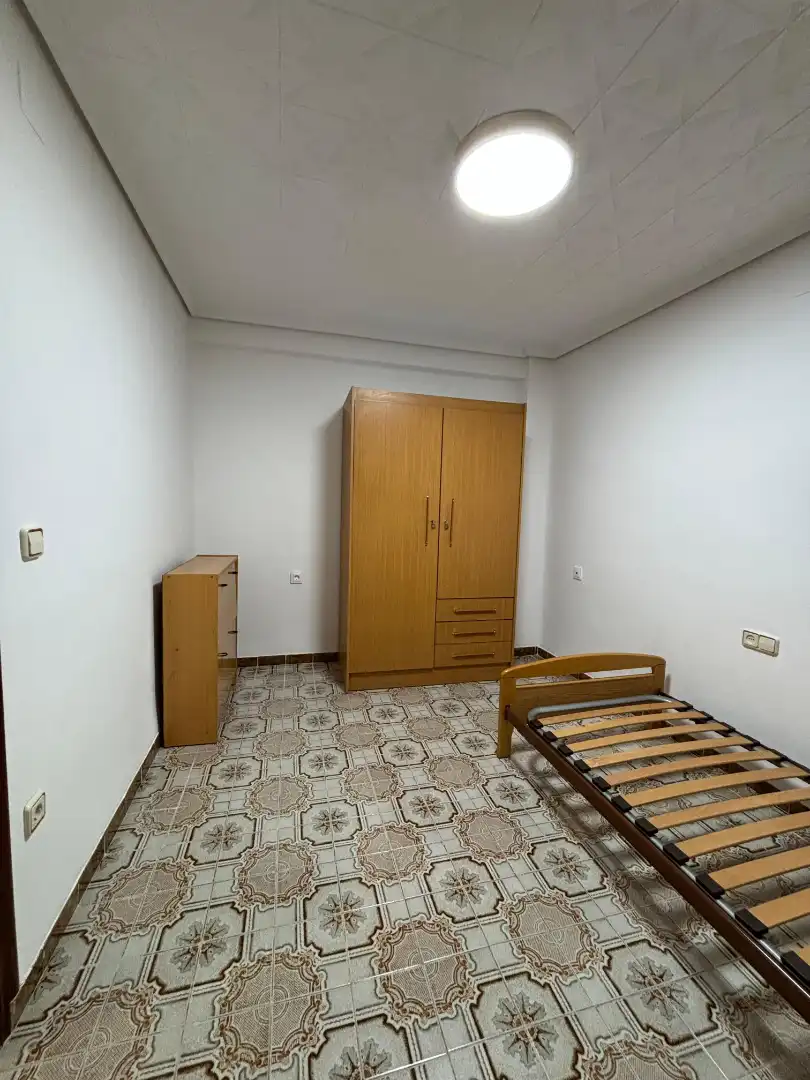 Apartamento de alquiler en Barrio de Benicalap