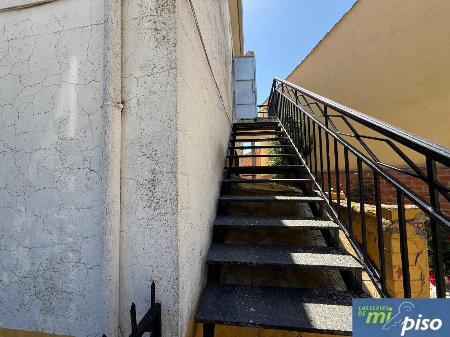 Vista exterior de Casa o xalet en venda en Fresno el Viejo amb Calefacció, Jardí privat i Terrassa