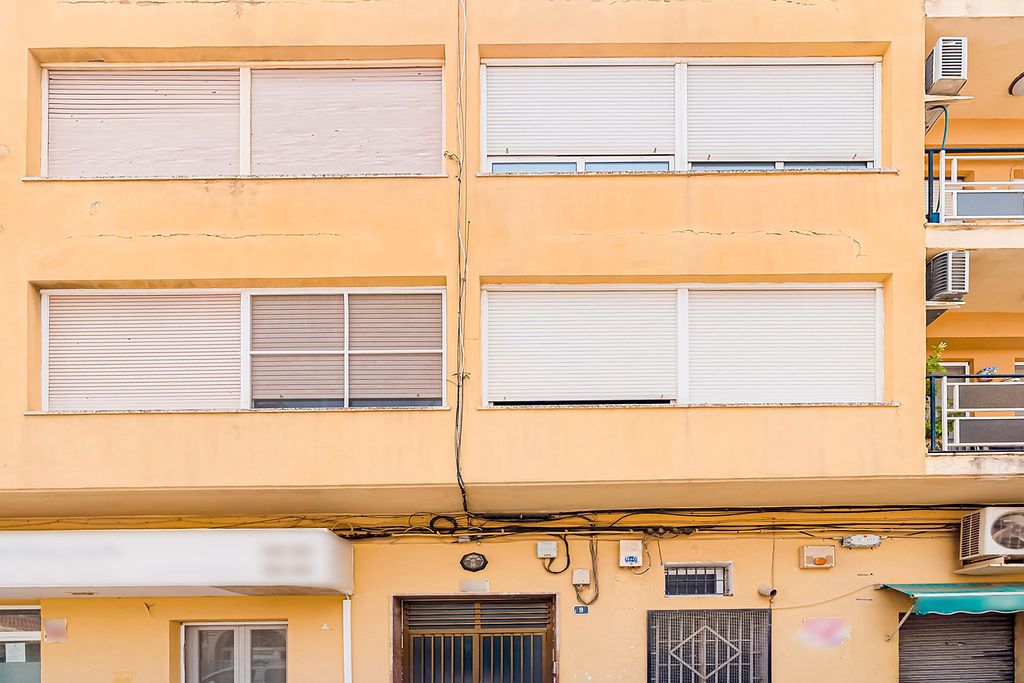 Vista exterior de Pis en venda en El Pinós / Pinoso