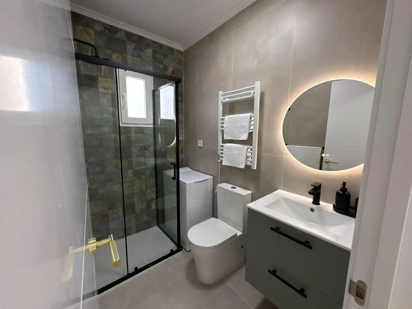 Apartamento con terraza en venta en Calle C. Maria Gil Vallejos 25, imagen 22