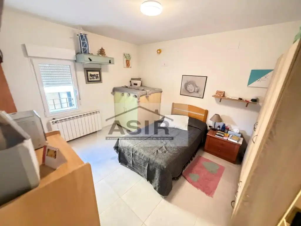 Habitación de Casa o chalet en venta en Alzira