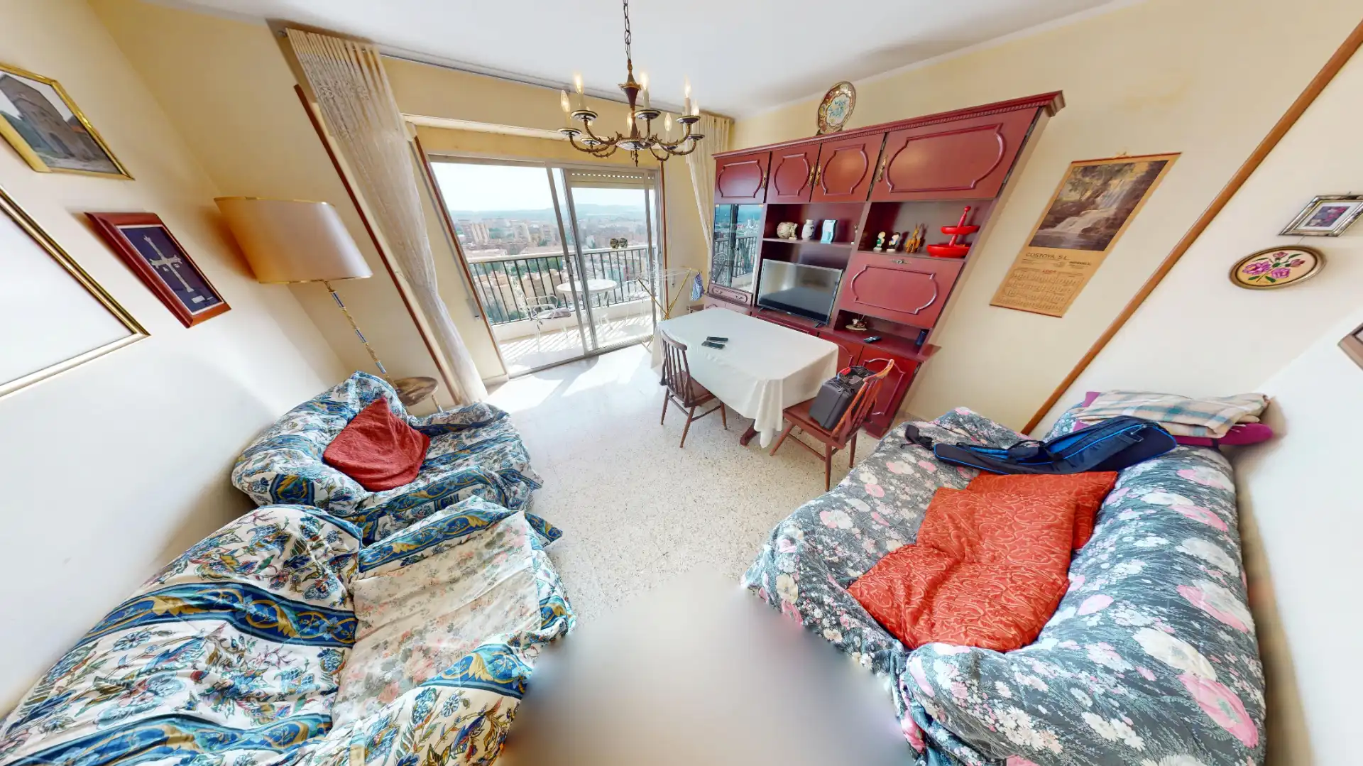 Living room of Flat for sale in Alicante / Alacant  with Parquet flooring, Terrace and Furnished