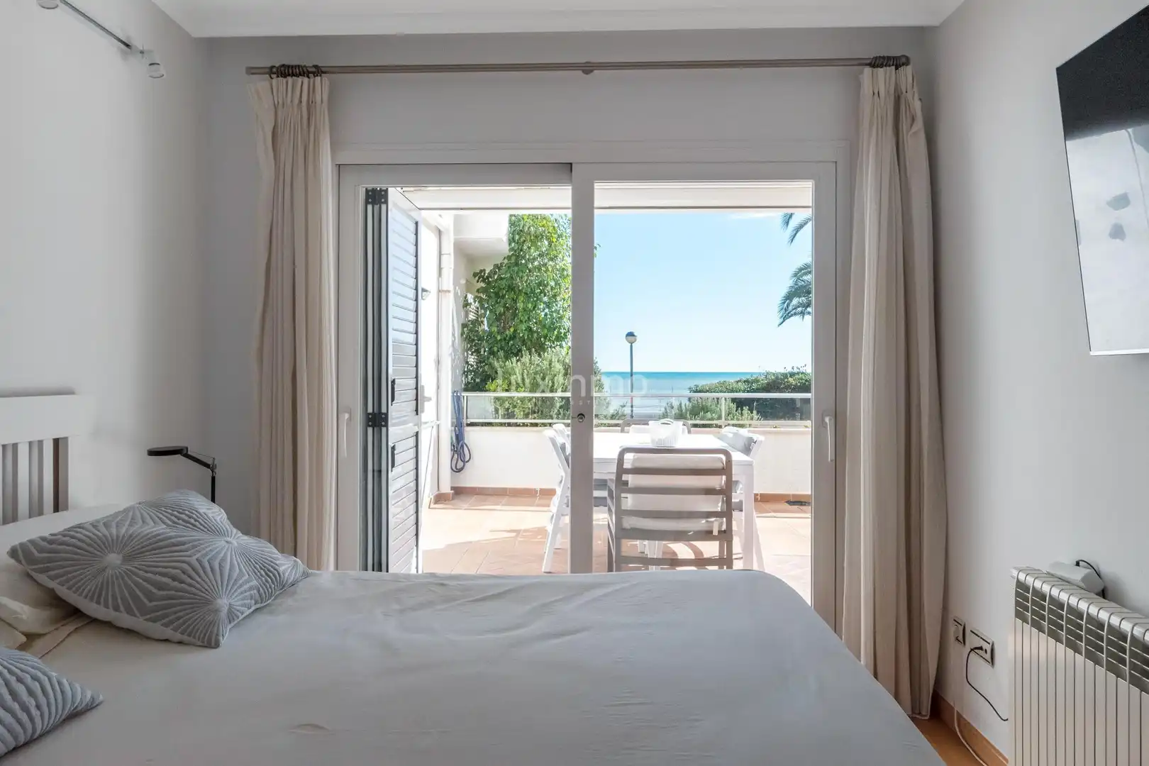 Schlafzimmer von Erdgeschoss zum Verkauf in L'Olla