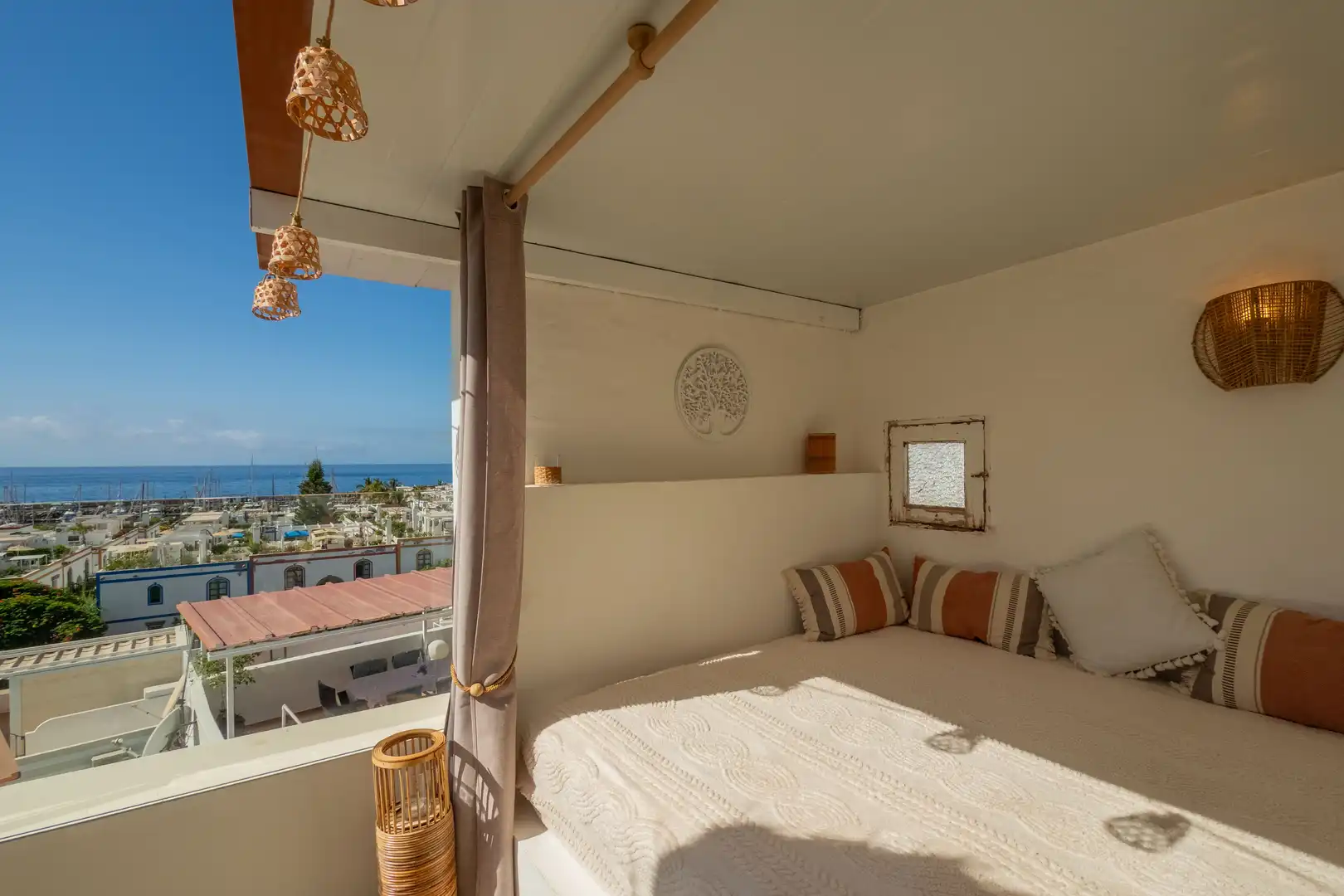 Habitación de Dúplex de alquiler en Mogán con Aire acondicionado, Terraza y Amueblado