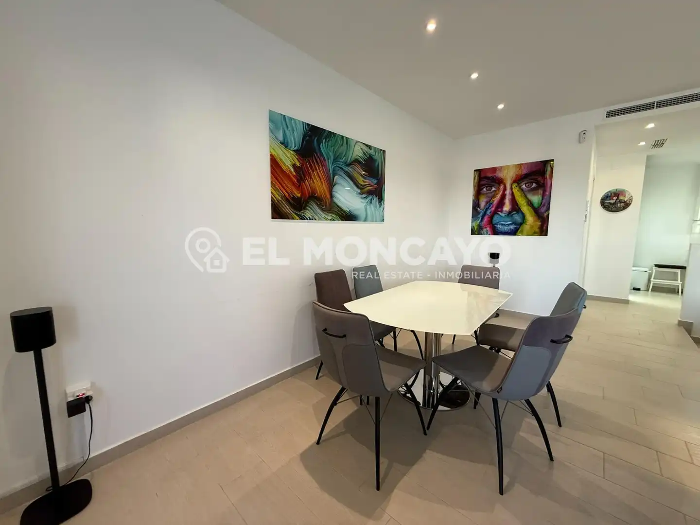 Comedor de Casa adosada en venta en Rojales con Aire acondicionado, Calefacción y Jardín privado