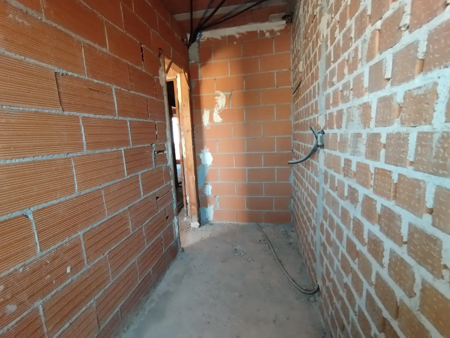 Casa adosada en venda en Tomelloso amb Terrassa i Balcó