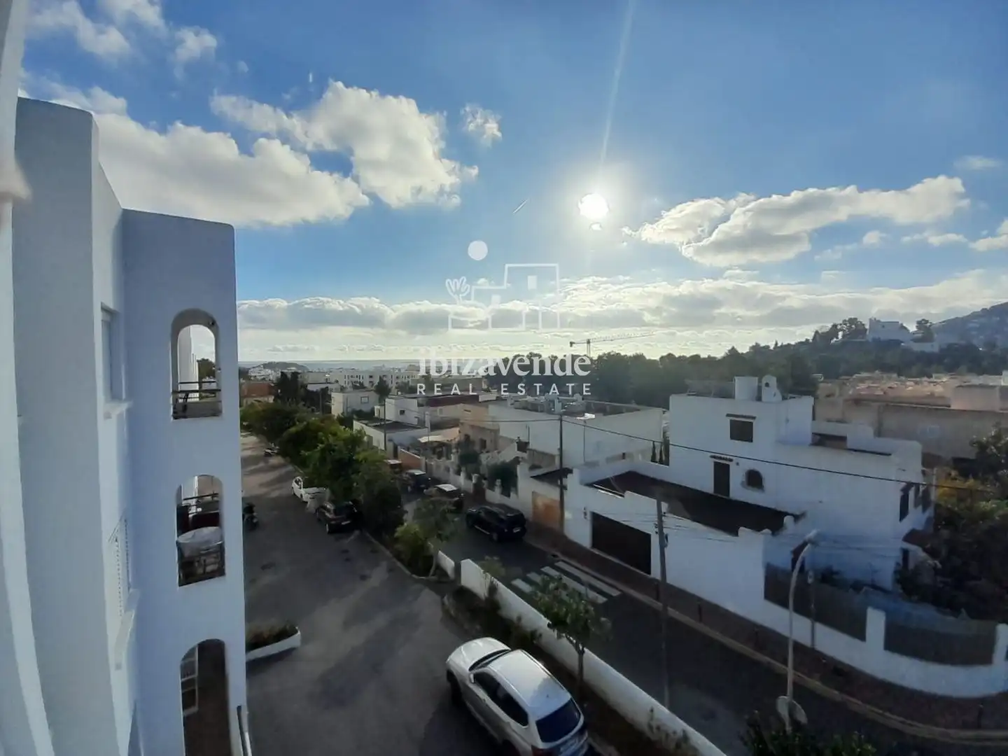 Vista exterior de Pis en venda en Santa Eulària des Riu amb Aire condicionat, Calefacció i Terrassa