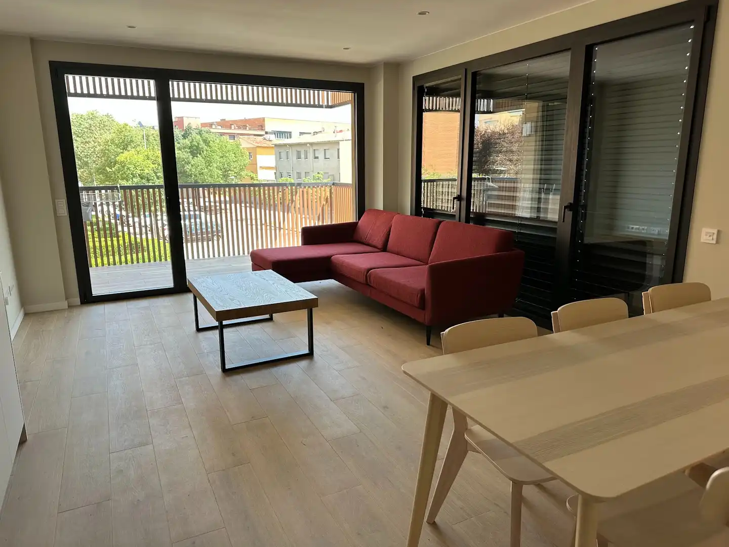 Sala d'estar de Pis per a compartir en Vic amb Aire condicionat, Calefacció i Terrassa