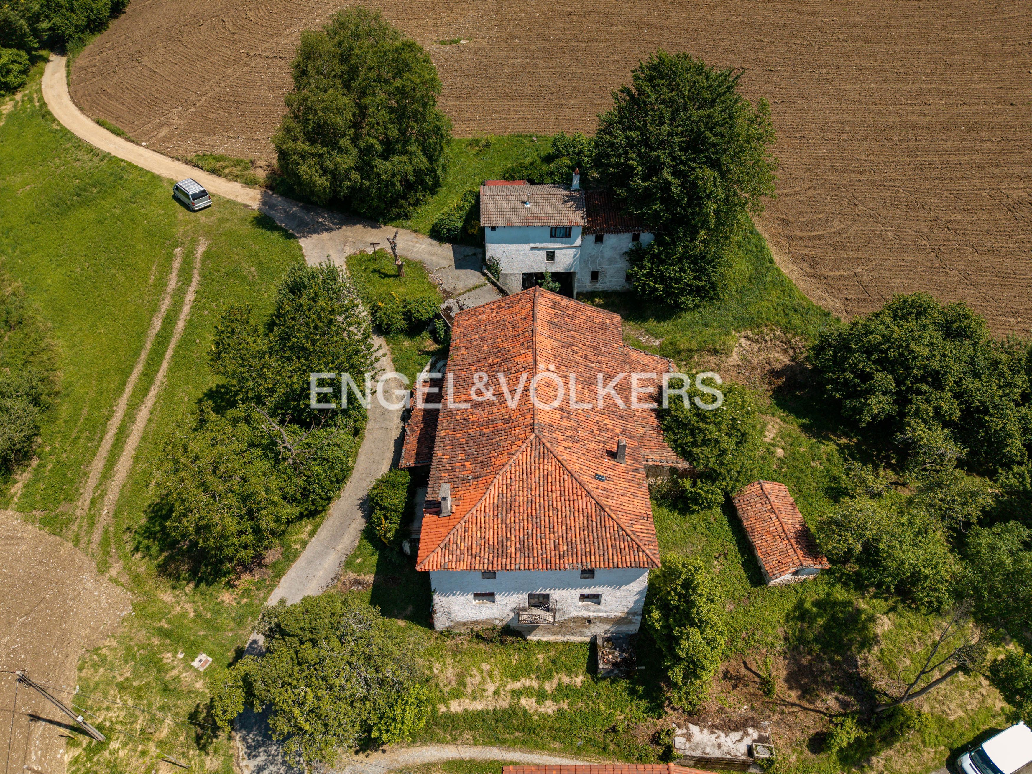 Casa o xalet en venda en Orendain amb Calefacció i Jardí privat