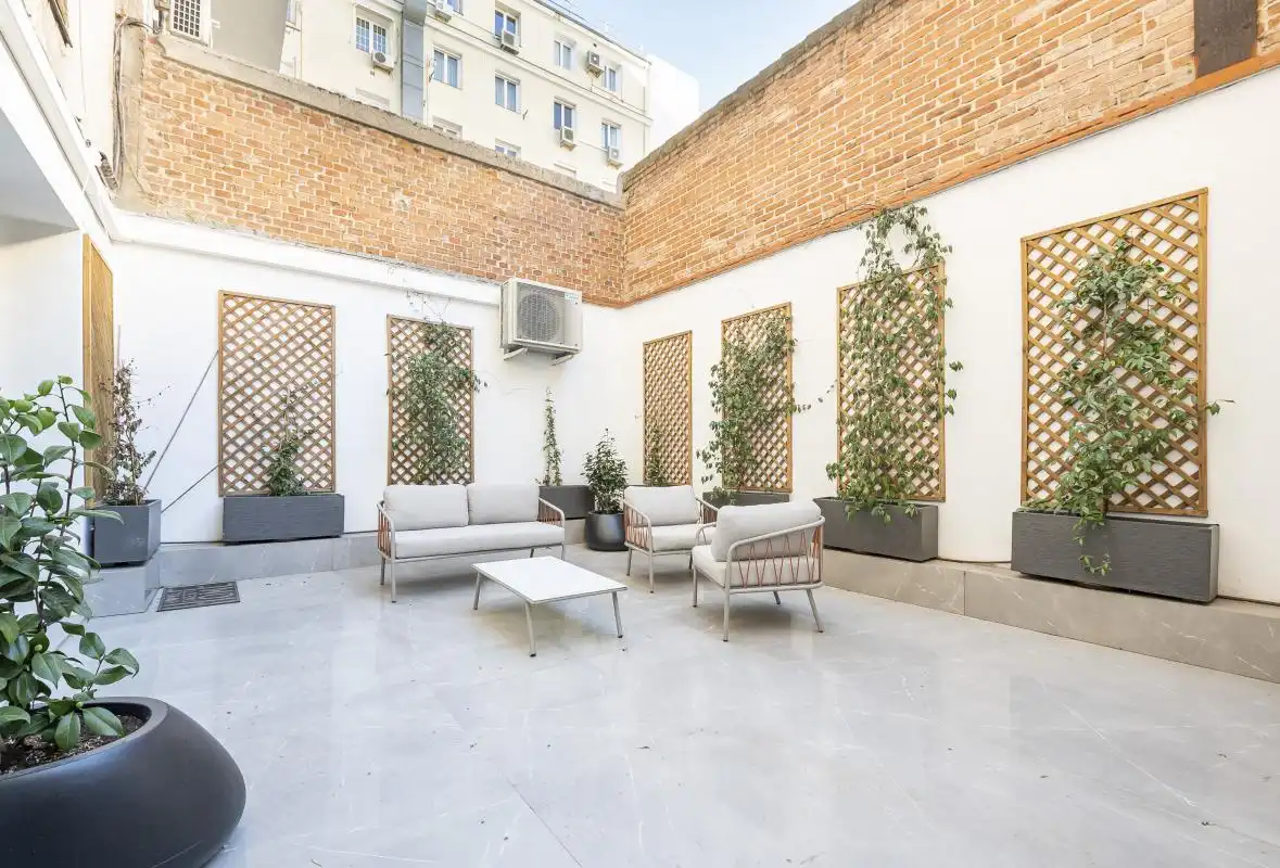 Planta baja en venta en Calle de O'Donnell, Goya