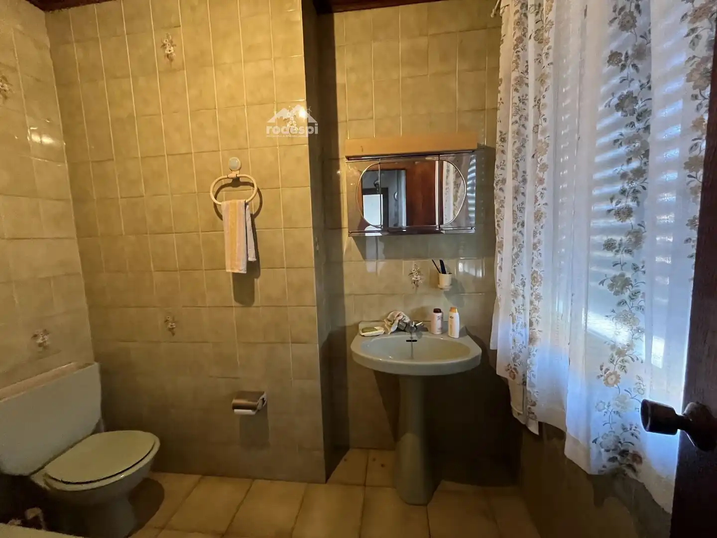 Bathroom of Houses for sale in Melón  with Storage room and Furnished