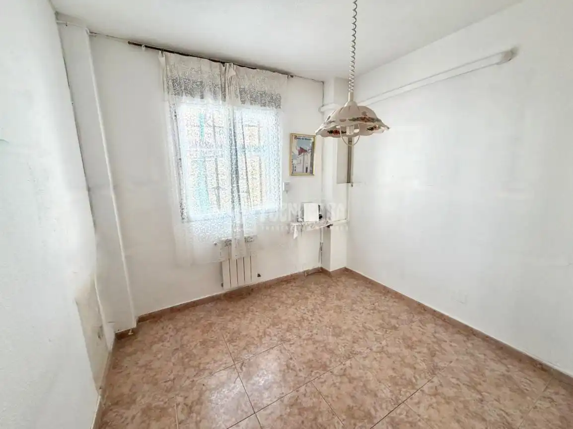 Habitación de Piso en venta en Fuenlabrada con Aire acondicionado y Calefacción