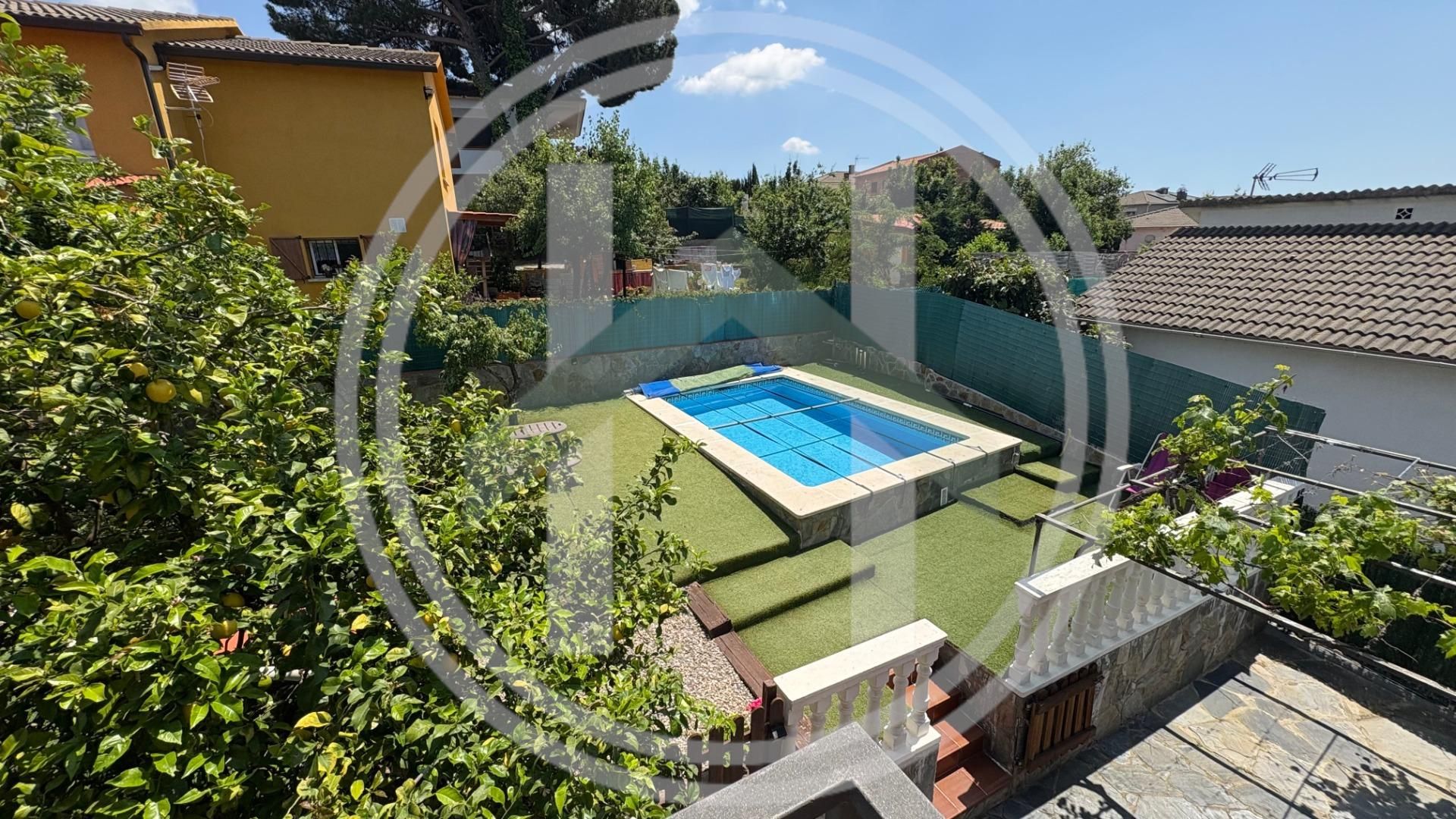 Exterior view of House or chalet for sale in Cànoves I Samalús  with Heating, Private garden and Terrace