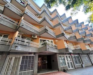 Vista exterior de Dúplex en venda en Salou amb Aire condicionat, Terrassa i Moblat