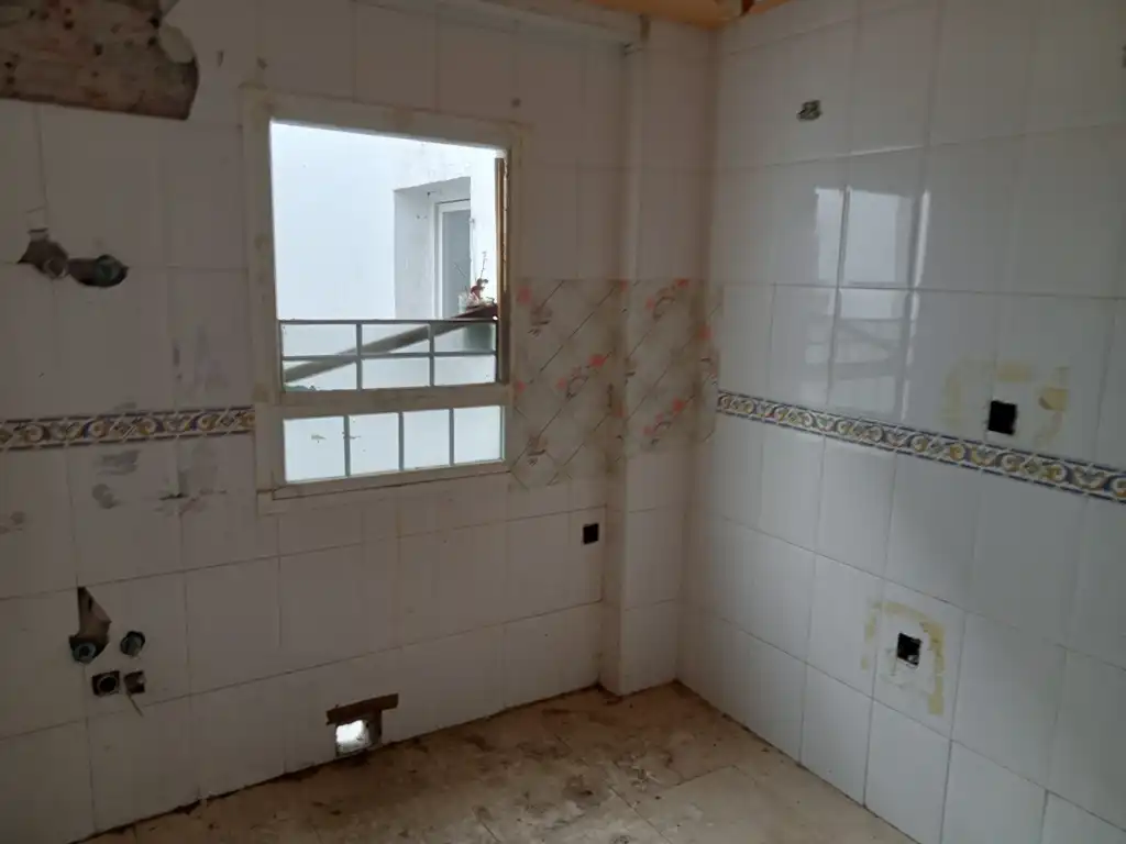 Bathroom of Flat for sale in Talavera de la Reina