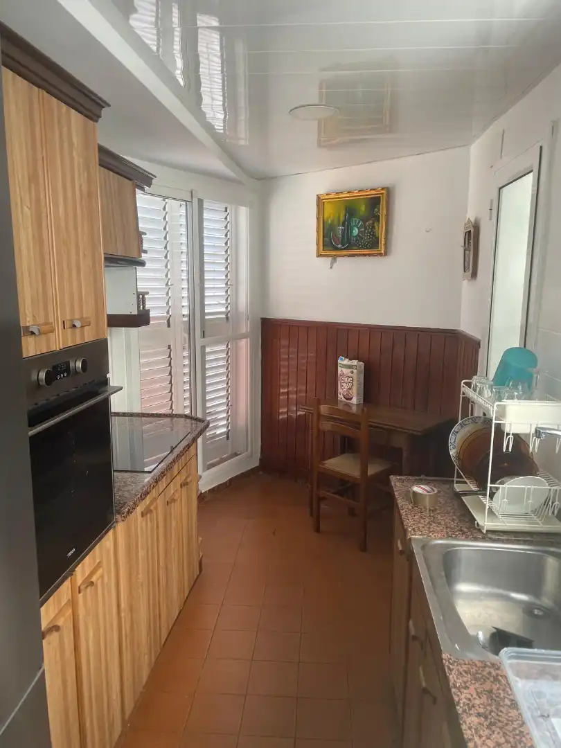 Cuina de Pis de lloguer en Tarragona amb Aire condicionat, Calefacció i Terrassa