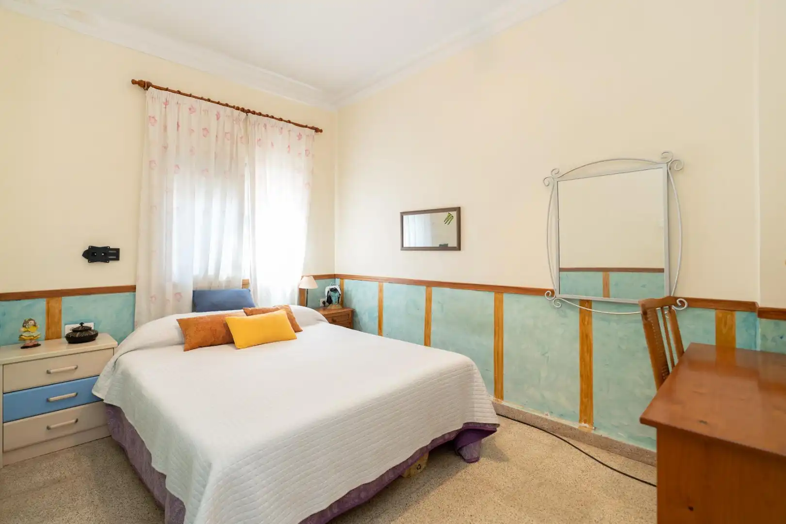 Dormitori de Casa o xalet en venda en Motril amb Aire condicionat i Terrassa