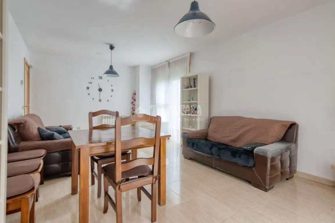 Sala de estar de Casa o chalet en venta en Castellanos de Moriscos con Aire acondicionado, Calefacción y Jardín privado