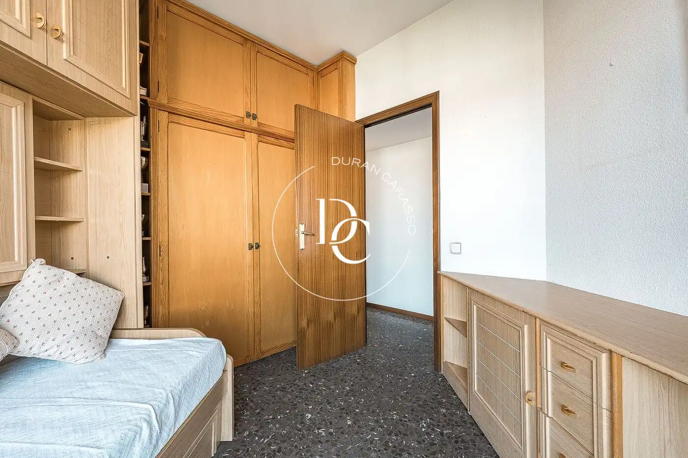 Piso con terraza en venta en Carrer del Bruc, imagen 25