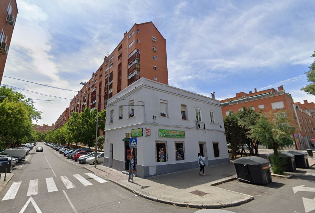 Exterior view of Flat for sale in  Madrid Capital  with Air Conditioner and Heating