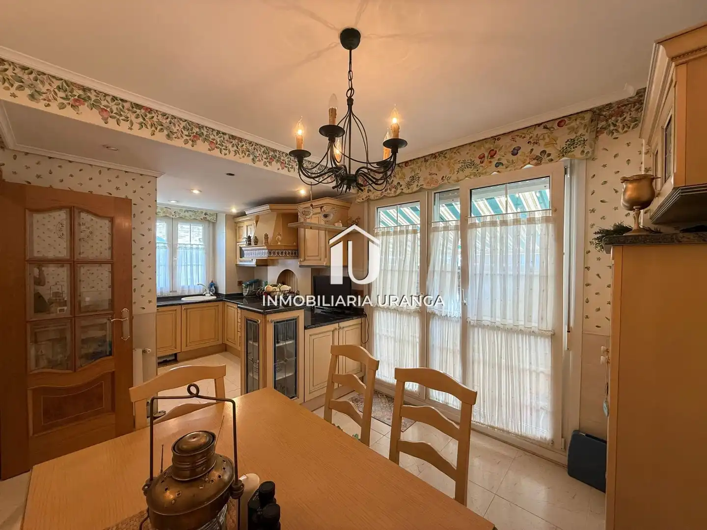 Vista exterior de Casa o chalet en venta en Laredo con Calefacción, Jardín privado y Terraza