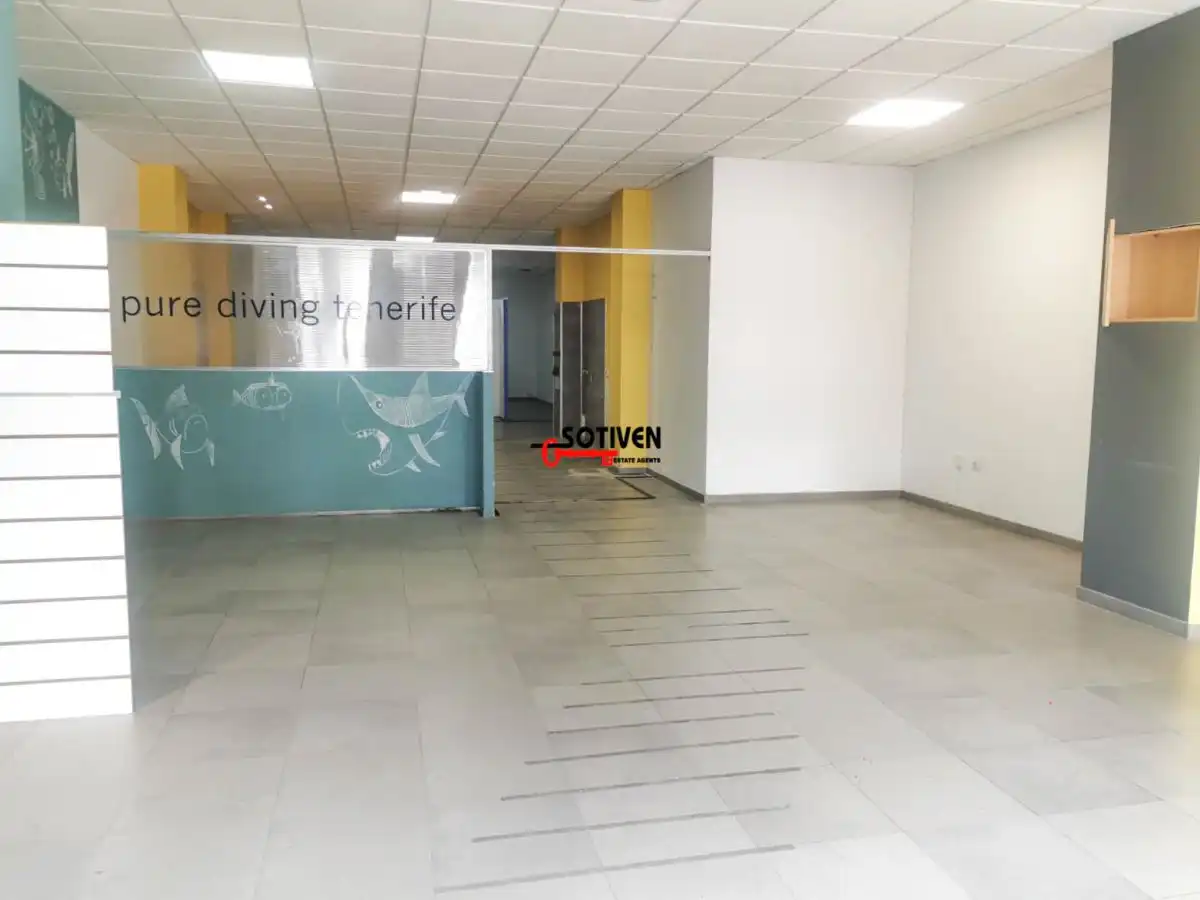 Local comercial en venda a La Plaza