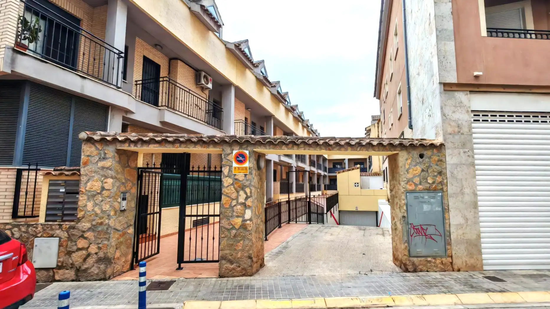 Casa adosada en venda a Sant Roc, Aldaia